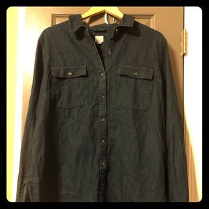 Women’s Long-sleeved Denim Button Down.